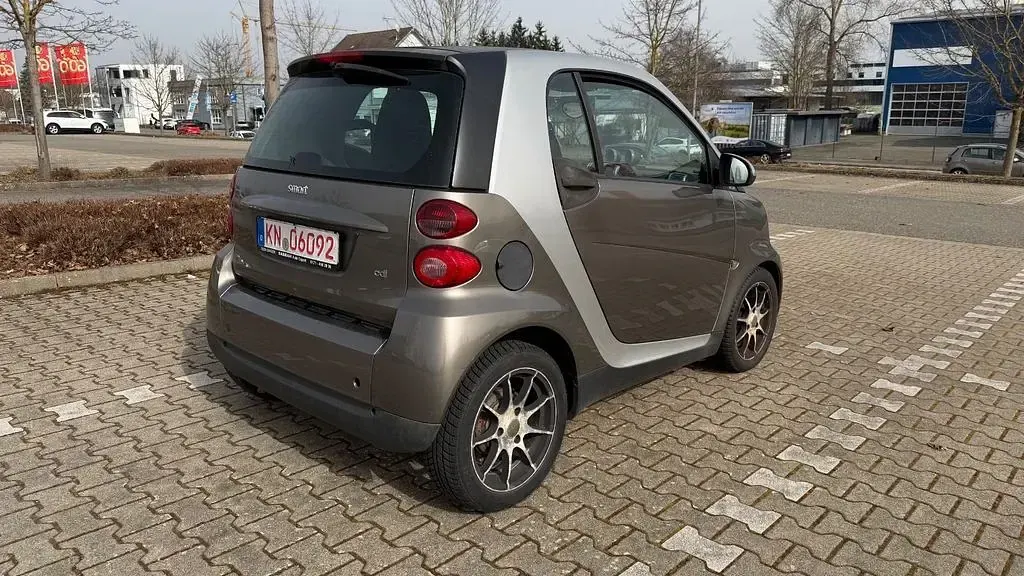 Gebraucht Smart ForTwo Coupé 45 PS (33 kW) 2009 Grau Coupé