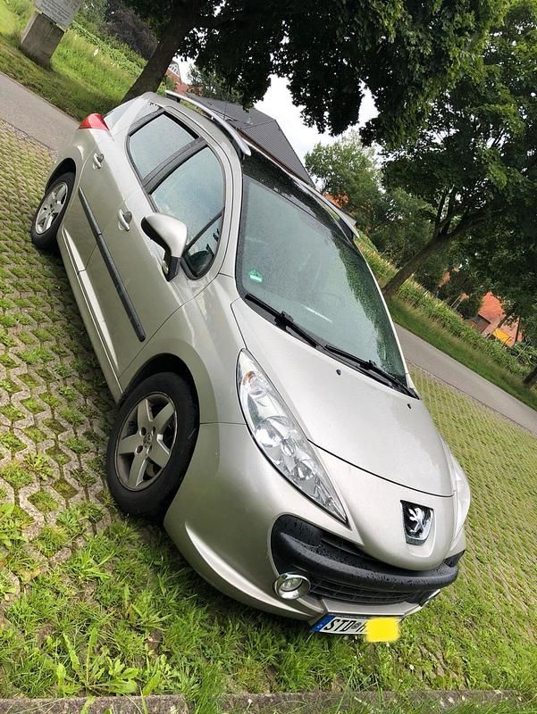 Gebraucht Peugeot 207 2009 Gold Kombi