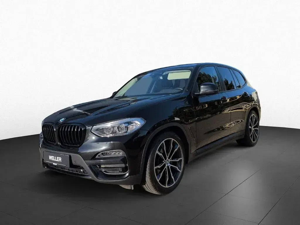 Używany BMW X3 Advantage 190 KM (139 kW) 2021 Czarny SUV
