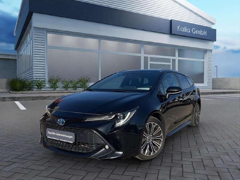 Schwarz mica Gebraucht 2022 Toyota Corolla Team Kombi | 19.960 € (Guter Preis) - Bild 1/3