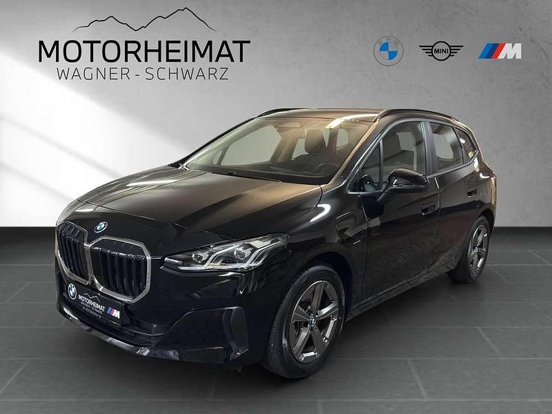 Gebraucht BMW 230e Active Tourer 326 PS (239 kW) 2024 Schwarz uni Van / Kleinbus