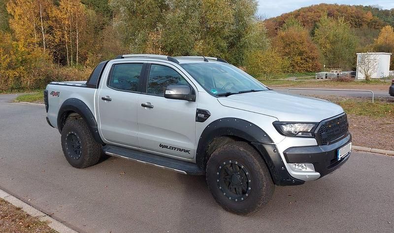 Silber Gebraucht 2017 Ford Ranger Wildtrack Abholung | 31.400 € (Teuer) - Bild 1/4