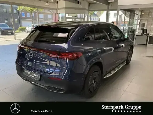 Gebraucht Mercedes EQE350 SUV Premium 214 kW (292 PS) 2025 Lack sodalithblau SUV