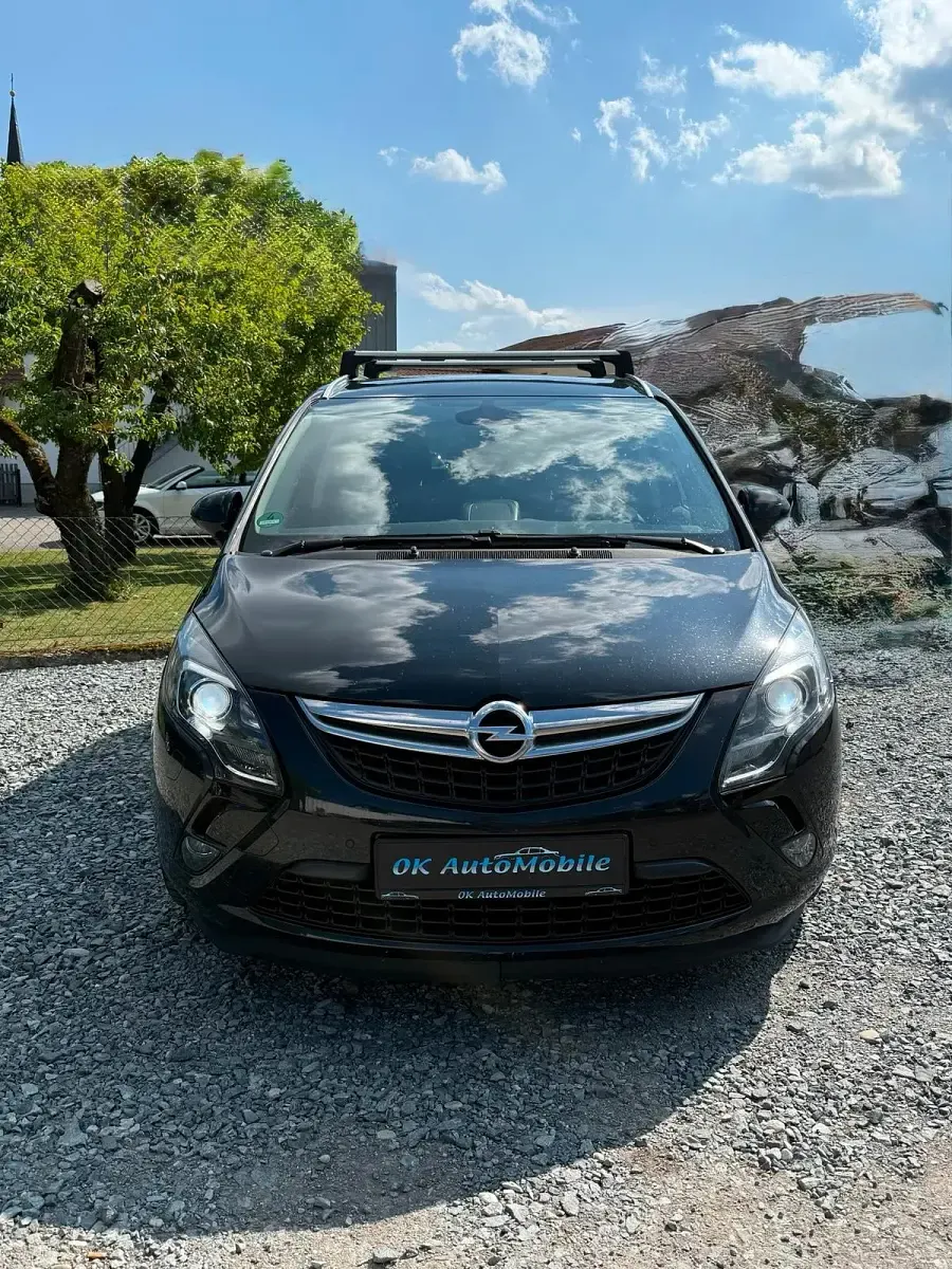 Gebraucht Opel Zafira Tourer 170 PS (125 kW) 2015 Schwarz Van / Kleinbus