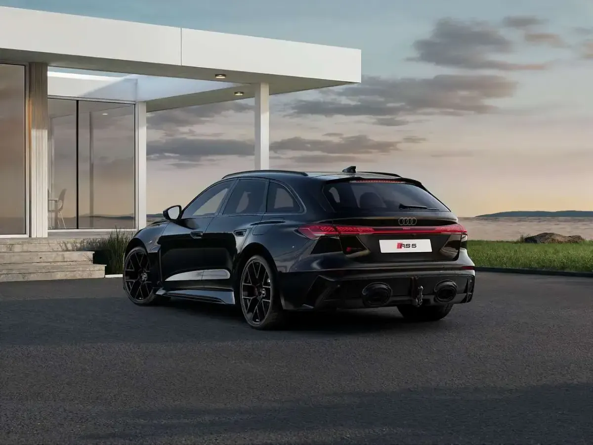 Neu Audi RS5 639 PS (469 kW) 2026 Mythosschwarz metallic Kombi