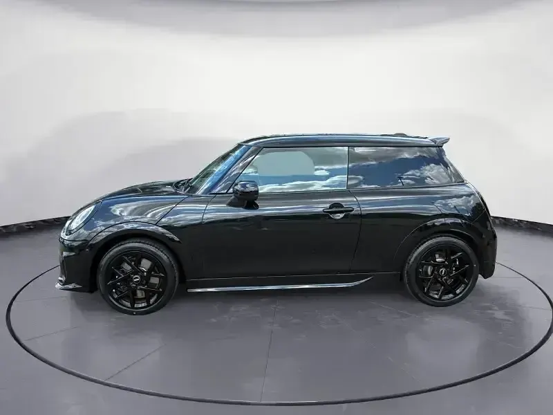 Gebraucht Mini John Cooper Works 204 PS (150 kW) 2025 Schwarz Kleinwagen