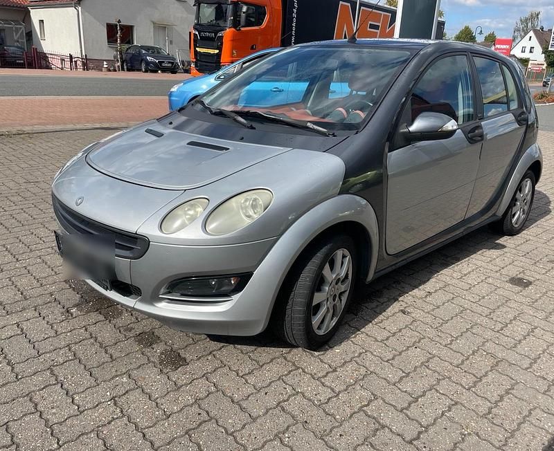 Silber Gebraucht 2004 Smart ForFour Kleinwagen | 950 € (Guter Preis) - Bild 1/3