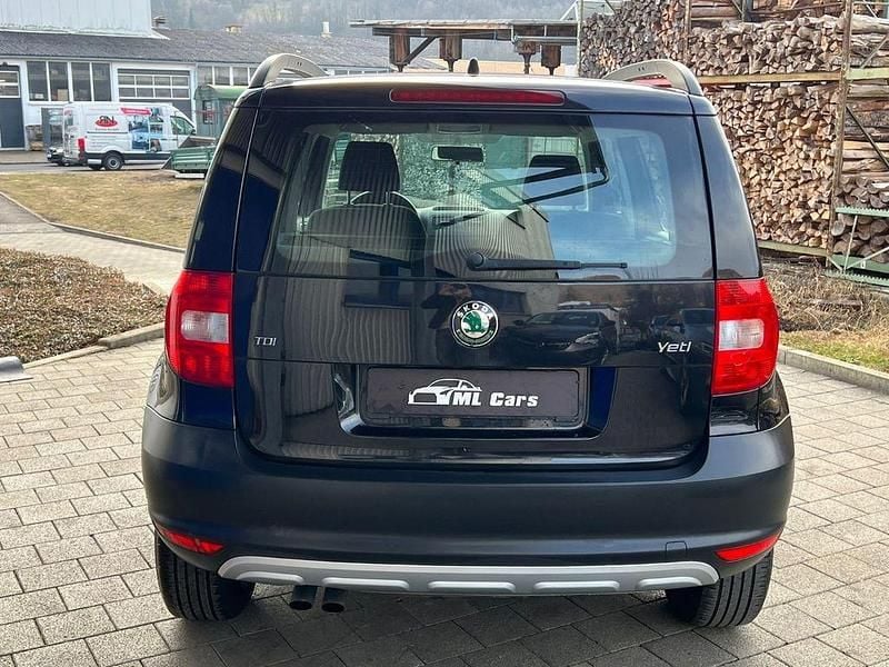 Gebraucht Skoda Yeti Plus Edition 110 PS (80 kW) 2014 Schwarz SUV