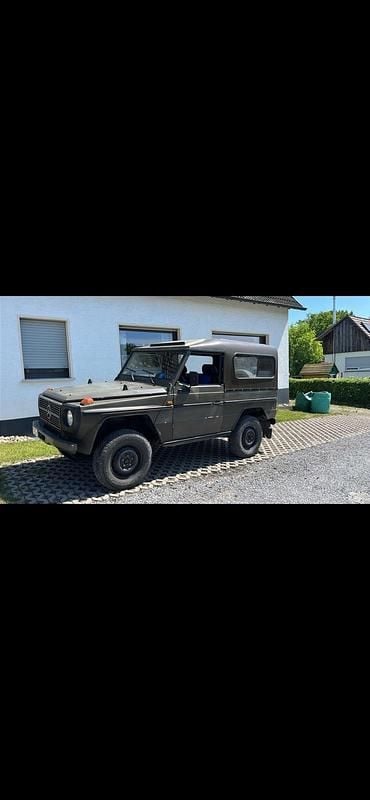 Grün Gebraucht 1990 Mercedes G240 SUV | 29.999 € - Bild 1/4
