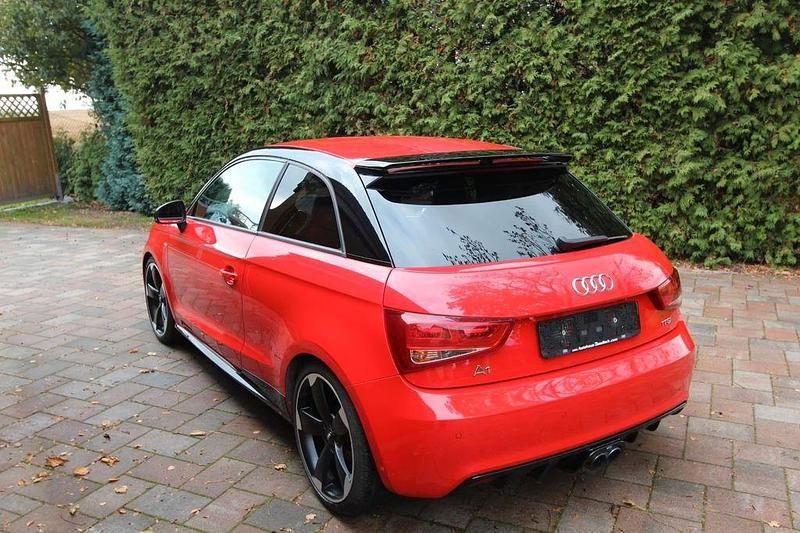Gebraucht Audi A1 Ambition 185 PS (136 kW) 2013 Rot Kleinwagen