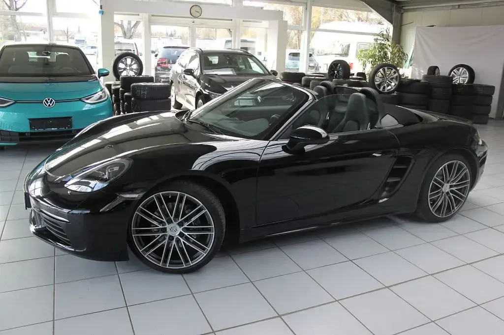 Gebraucht Porsche Boxster 299 PS (219 kW) 2019 Tiefschwarz Cabrio
