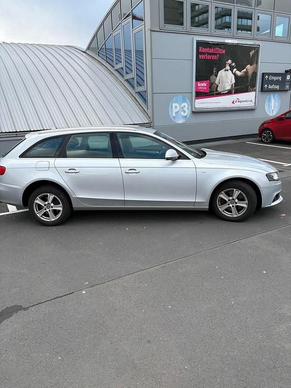 Silber Gebraucht 2008 Audi A4 Kombi | 4.300 € (Superpreis) - Bild 1/4