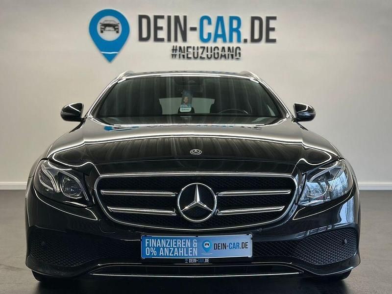Gebraucht Mercedes E200 184 PS (135 kW) 2019 Schwarz Limousine