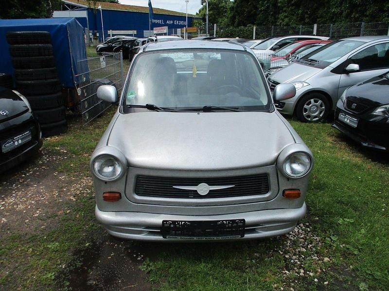Gebraucht Daihatsu Trevis 58 PS (42 kW) 2007 Silber Kleinwagen