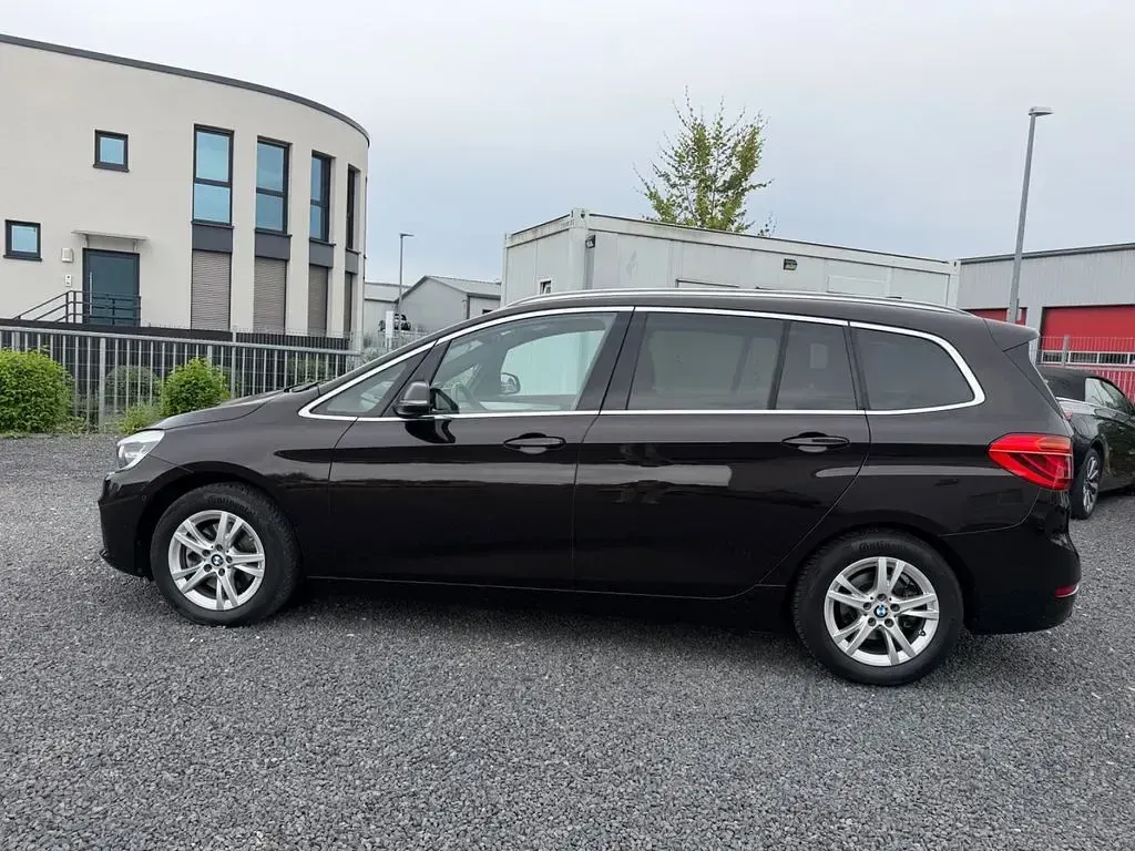 Gebraucht BMW 218 Gran Tourer Performance 136 PS (100 kW) 2016 Braun Van / Kleinbus