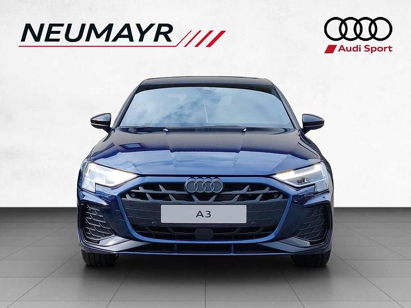Gebraucht Audi A3 S-Line 150 PS (110 kW) 2025 Navarrablau metallic Limousine