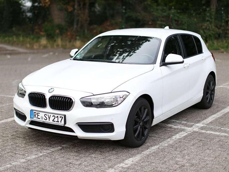 Weiß Gebraucht 2017 BMW 116 Kleinwagen | 11.299 € (Guter Preis) - Bild 1/4
