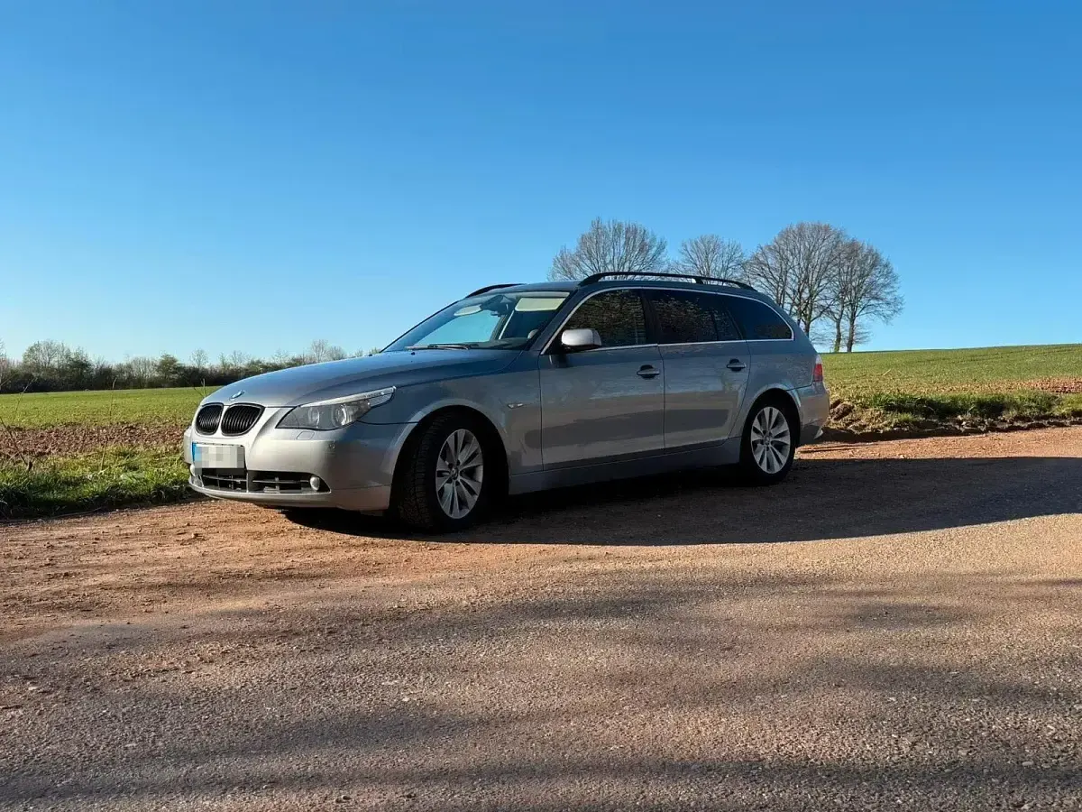 Gebraucht BMW 535 272 PS (200 kW) 2005 Silber Kombi