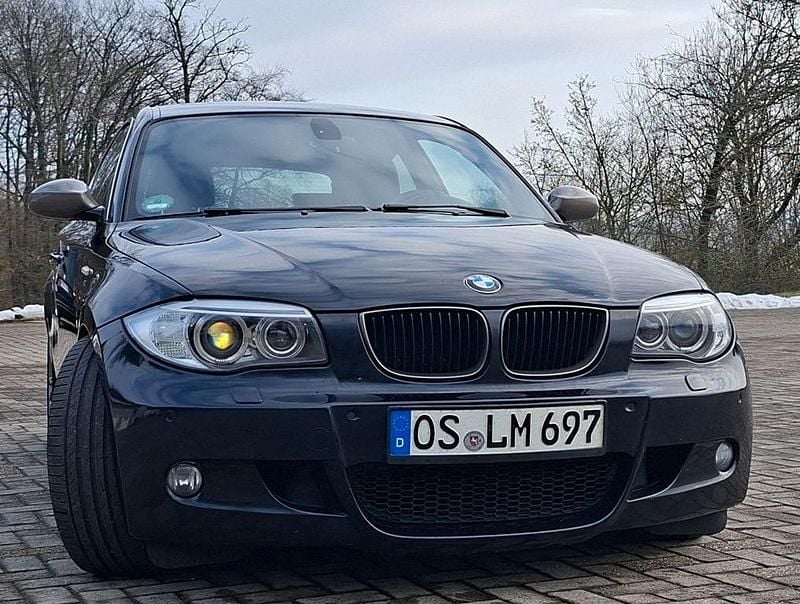 Gebraucht BMW 130 Advantage 258 PS (189 kW) 2007 Schwarz Kleinwagen