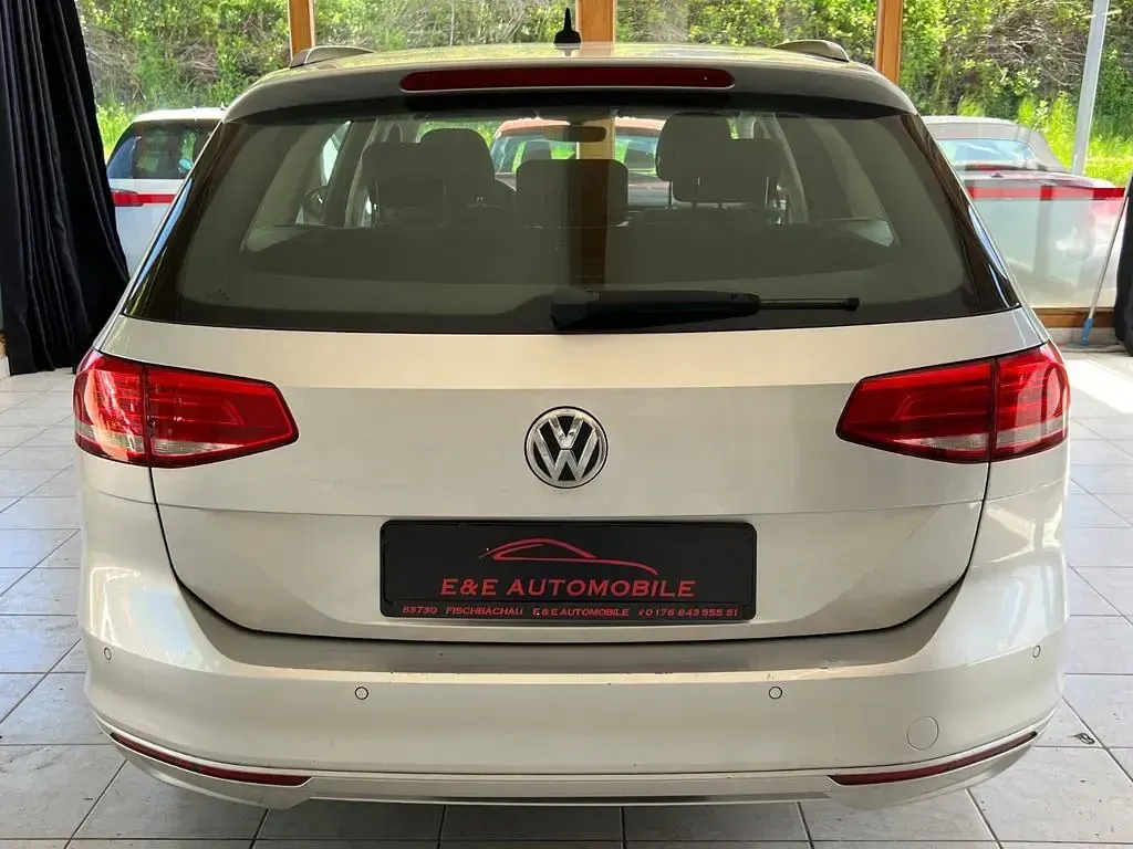 Gebraucht VW Passat 120 PS (88 kW) 2015 Silber Kombi