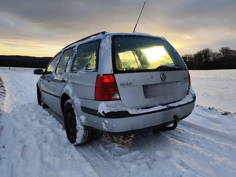Gebraucht VW Golf IV 110 PS (80 kW) 2002 Silber Kombi