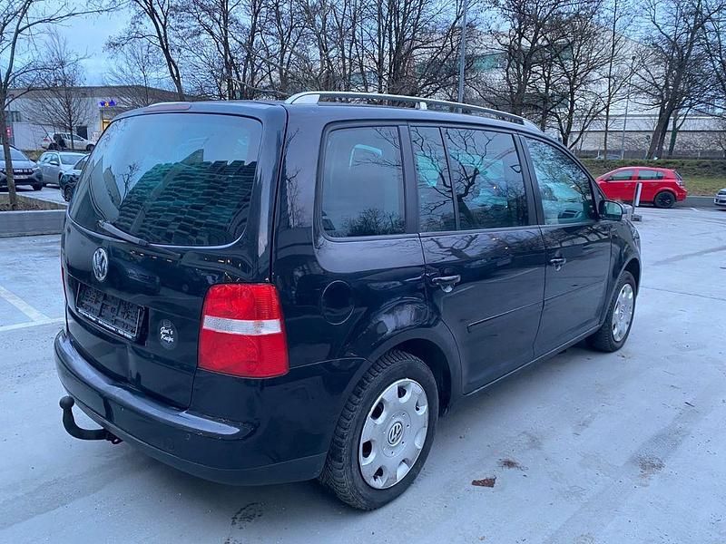 Gebraucht VW Touran 150 PS (110 kW) 2005 Schwarz Van / Kleinbus