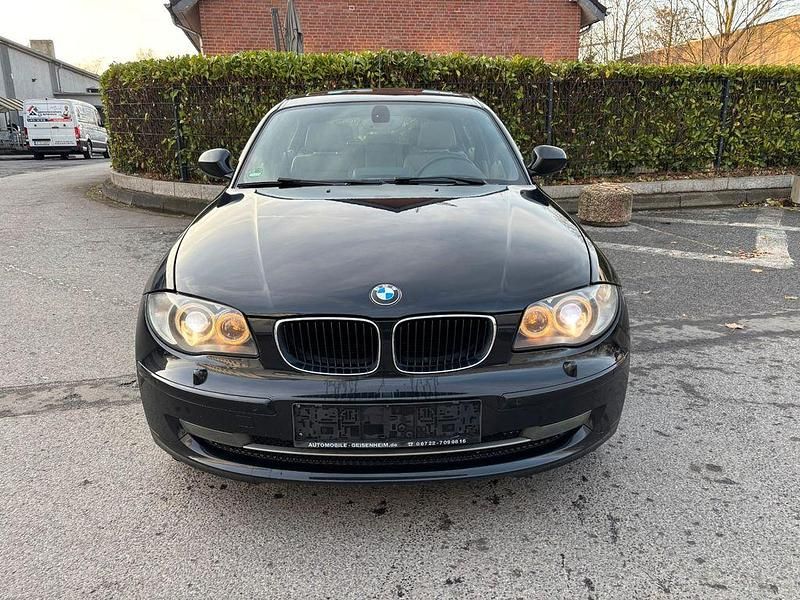 Second-hand BMW 120 177 CP (130 kW) 2009 Negru Hatchback