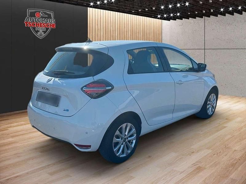 Gebraucht Renault Zoe Experience 50 kW (69 PS) 2022 Weiß (arktisweiß) Kleinwagen