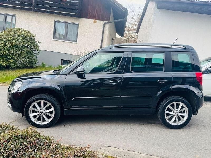 Gebraucht Skoda Yeti Style 150 PS (110 kW) 2016 Cerna magic/black magic SUV