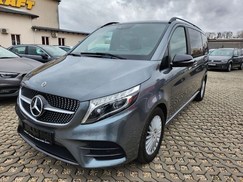 Grau Gebraucht 2021 Mercedes V300 Avantgarde Edition Van / Kleinbus | 54.750 € (Fairer Preis) - Bild 1/4