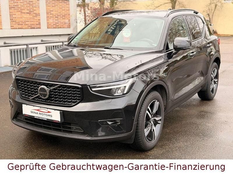 Gebraucht Volvo XC40 Plus 197 PS (144 kW) 2023 Onyx black SUV