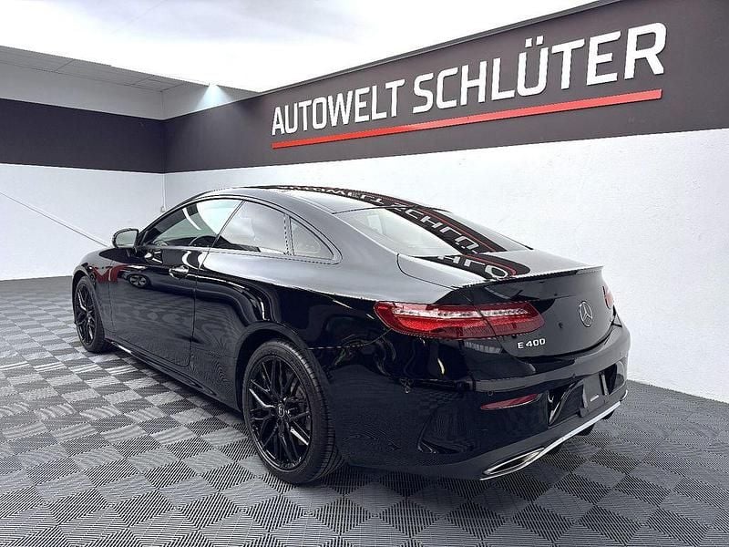 Gebraucht Mercedes E400 333 PS (244 kW) 2018 Schwarz Coupé