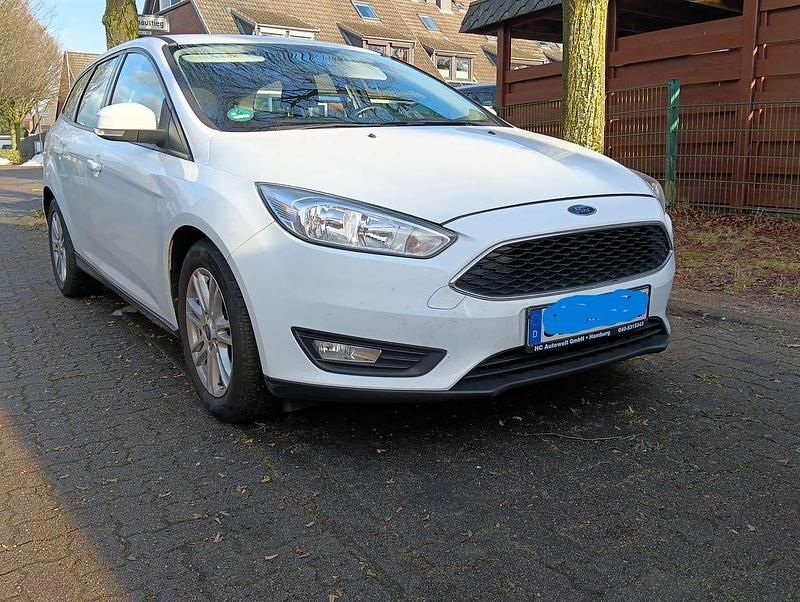 Gebraucht Ford Focus Business Edition 95 PS (69 kW) 2017 Weiß Kombi