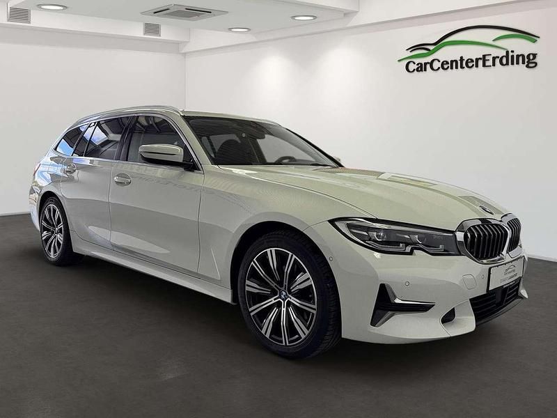 Gebraucht BMW 320 190 PS (139 kW) 2022 Alpinweiss iii Kombi
