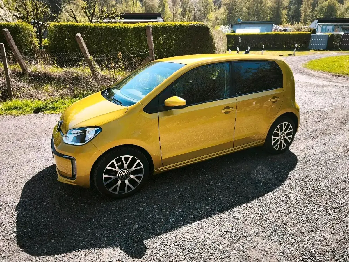 Gebraucht VW e-up! United 61 kW (83 PS) 2021 Gelb Kleinwagen