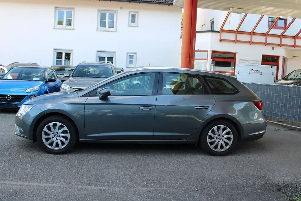 Gebraucht Seat Leon ST 4Drive 110 PS (80 kW) 2016 Grau Kombi