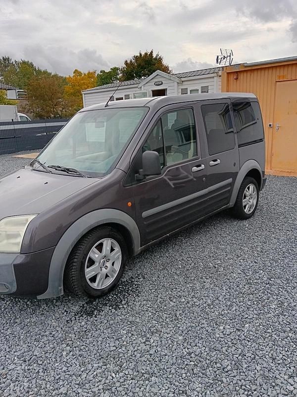 Braun Gebraucht 2007 Ford Tourneo Kombi | 2.450 € (Guter Preis) - Bild 1/4
