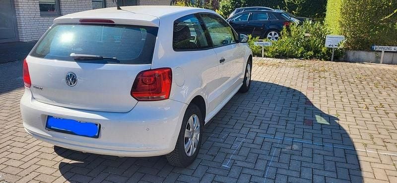Gebraucht VW Polo Trendline 60 PS (44 kW) 2011 Weiß Kleinwagen