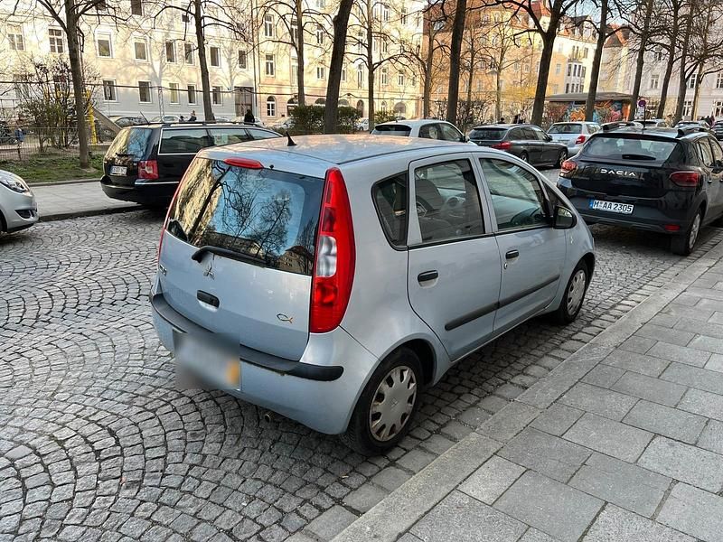 Gebraucht Mitsubishi Colt 75 PS (55 kW) 2005 Silber Kleinwagen