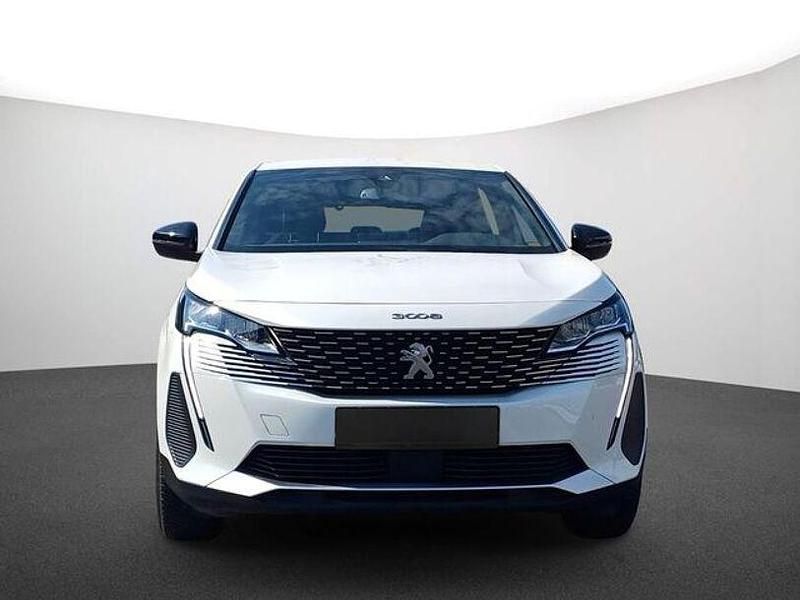 Gebraucht Peugeot 3008 Active 131 PS (96 kW) 2023 Weiss (metallic) SUV