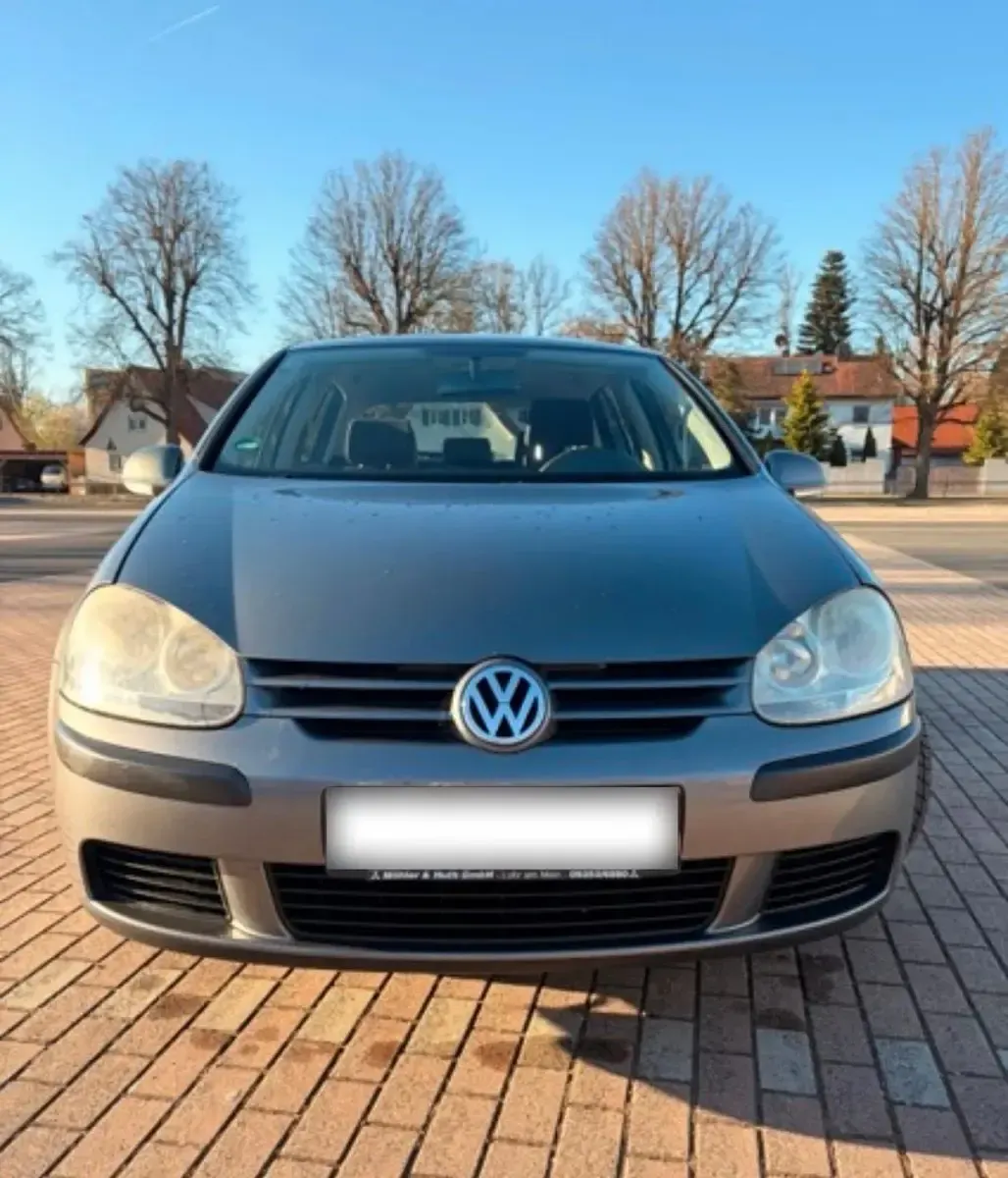 Gebraucht VW Golf V 102 PS (75 kW) 2004 Grau Kleinwagen