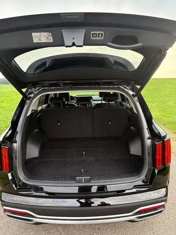 Gebraucht Kia Sorento Spirit 193 PS (141 kW) 2023 Schwarz SUV