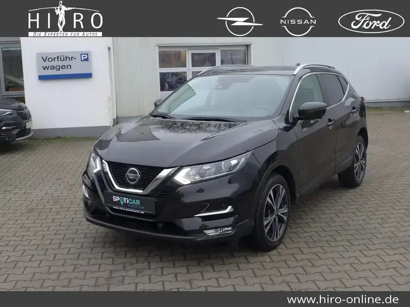 Black (m) Gebraucht 2020 Nissan Qashqai Zama SUV | 21.490 € (Etwas zu teuer) - Bild 1/4