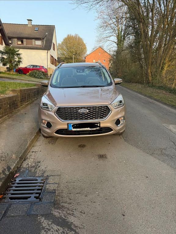 Gebraucht Ford Kuga Vignale 175 PS (128 kW) 2019 Beige SUV