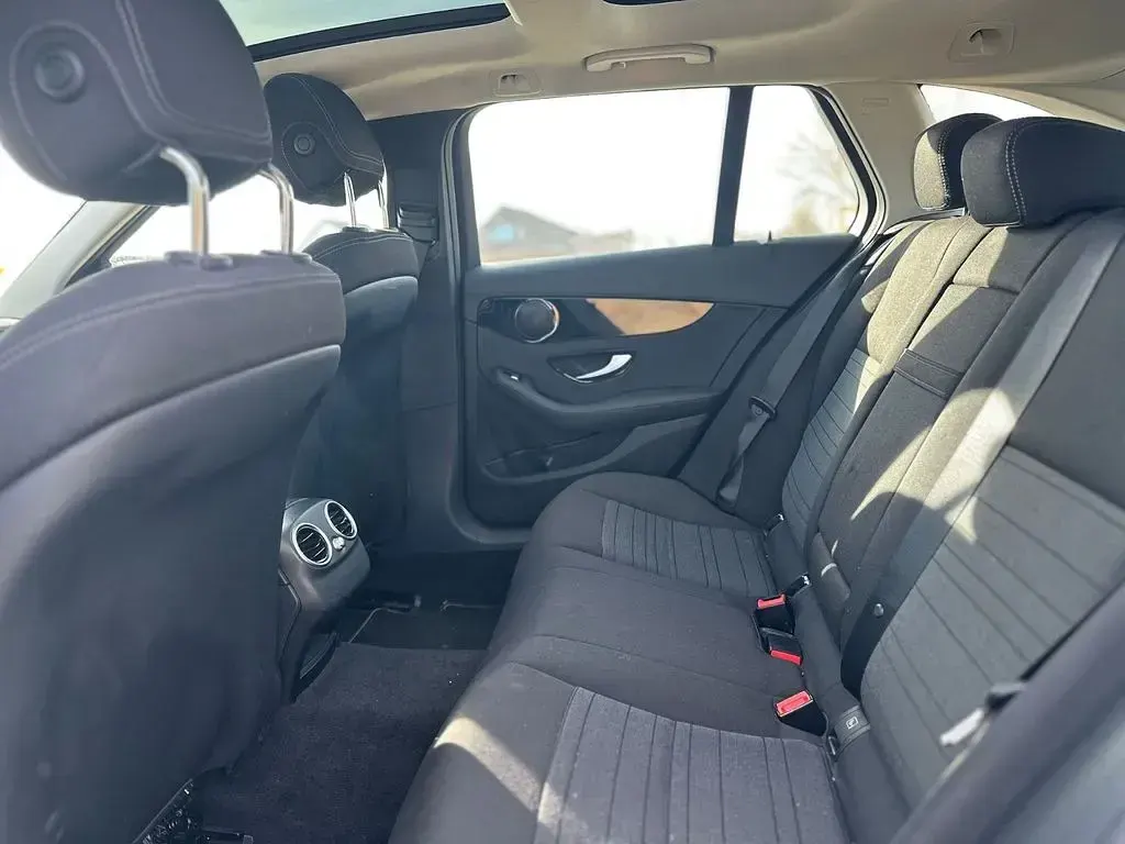 Gebraucht Mercedes C300e 306 PS (225 kW) 2020 Weiß Kombi