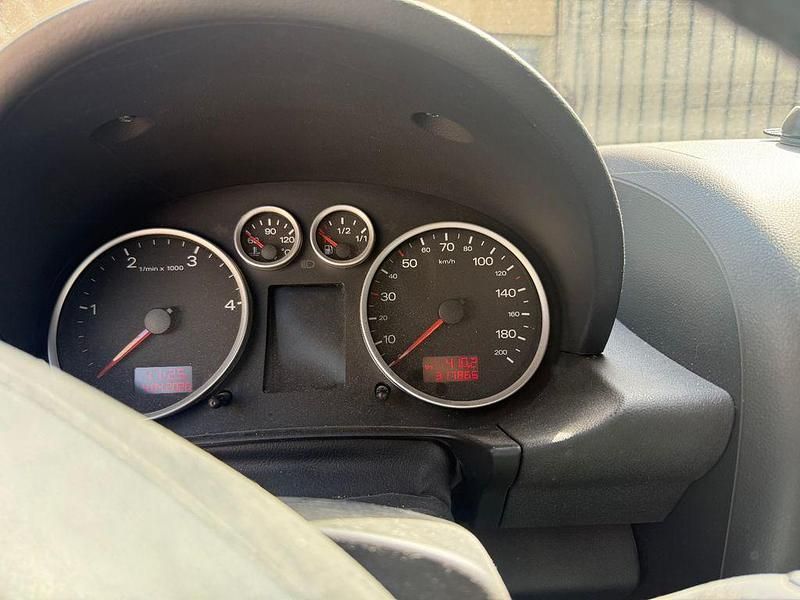 Gebraucht Audi A2 61 PS (44 kW) 2003 Blau Kleinwagen