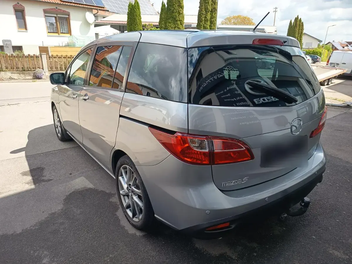 Gebraucht Mazda 5 115 PS (84 kW) 2014 Silber Van / Kleinbus