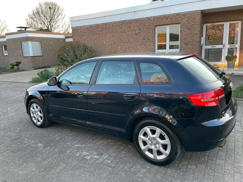 Gebraucht Audi A3 160 PS (117 kW) 2012 Blau Kleinwagen