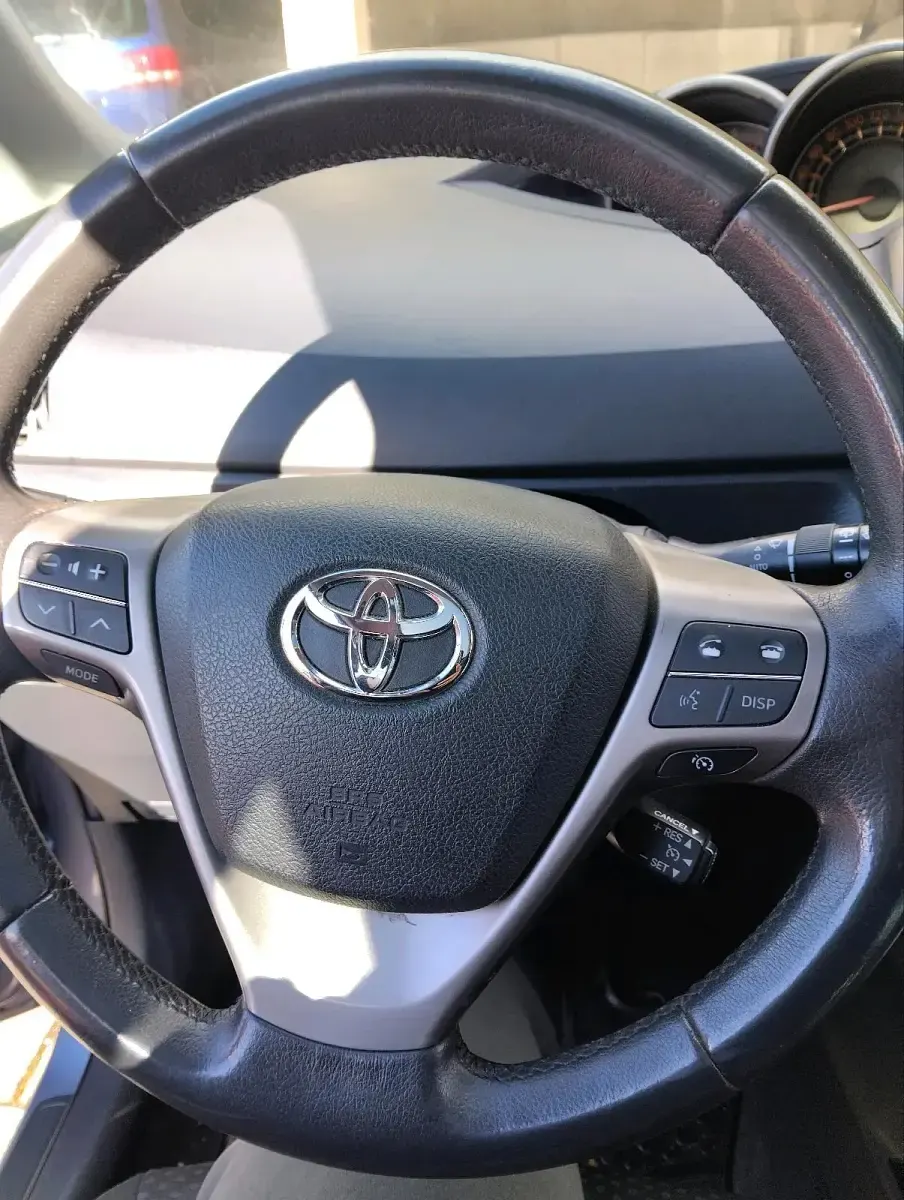 Gebraucht Toyota Verso 177 PS (130 kW) 2009 Blau Van / Kleinbus