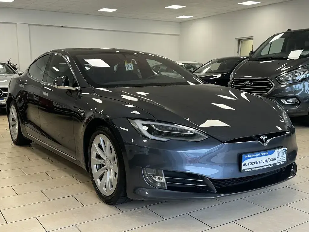 Second-hand Tesla Model S 386 kW (525 CP) 2018 Gri Hatchback